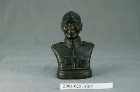 藏品(《偉大領袖》蔣公銅像)的圖片
