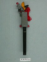 藏品(達菲鴨卡通筆套)的圖片