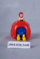 藏品(坐車的麥當勞叔叔玩具)的圖片
