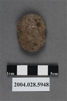 藏品(臺東猴子山遺址打製砝碼型石網墜)的圖片