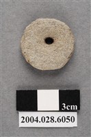 藏品(花蓮支亞干遺址打製帶穿圓板)的圖片