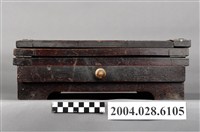 藏品(底片修片箱)的圖片