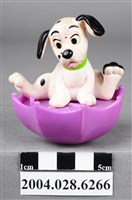 藏品(麥當勞101忠狗紫色傘椅玩具)的圖片