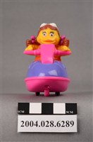 藏品(麥當勞大鳥姐姐水上飛快車玩具)的圖片