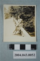 藏品(女子橋上獨照)的圖片