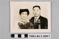 藏品(捧花黑白結婚照)的圖片