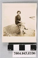 藏品(女子獨照)的圖片