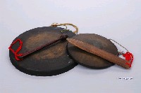 藏品(銅製大小鑼一對)的圖片