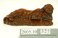 藏品(南投窯褐釉裸女陶枕)的圖片