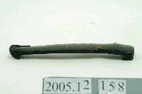 藏品(木胎黑漆古琴形臂擱)的圖片