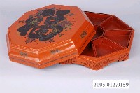 藏品(朱地福字八角糕餅盒組)的圖片