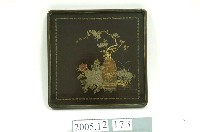 藏品(花卉紋彩繪方形漆盤)的圖片