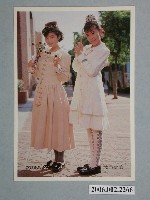 藏品(城市少女明星照片小卡)的圖片