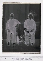 藏品(兩位婦人合照玻璃底片)的圖片