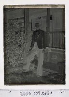 藏品(著西裝領帶男子全身照玻璃底片)的圖片