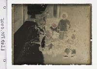 藏品(四孩童於路旁合照玻璃底片)的圖片