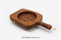 藏品(六甲協勝酒瓶形單面雕龍鳳寶塔紋帶柄餅印)的圖片