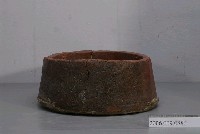 藏品(紅磚胎圓體飼料槽)的圖片