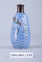 藏品(藍釉梅紋窄口長酒瓶)的圖片