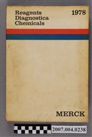 藏品(E. 默克出版《化學試劑診斷》1978年版)的圖片