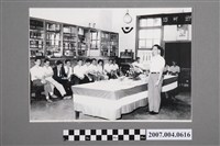 藏品(臺大醫學院公共衛生研究所謝師酒會剪影)的圖片