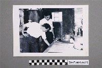 藏品(陳拱北等人調查農村衛生剪影)的圖片