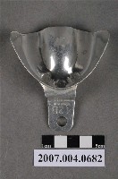 藏品(美國製STAR DENT牙科印模用12B牙托 )的圖片