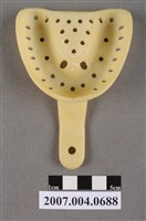 藏品(臺灣CM 牙科印模用U-2牙托)的圖片