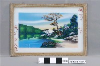 藏品(日月潭玻璃畫)的圖片