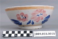 藏品(彩繪花卉紋碗)的圖片