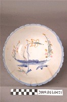 藏品(臺灣鶯歌產花卉蝴蝶紋碗)的圖片