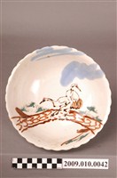 藏品(印花加彩松鶴紋花口碗)的圖片