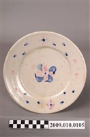 藏品(臺灣鶯歌產花卉紋盤)的圖片