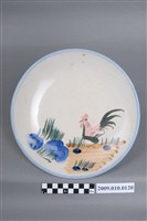 藏品(手繪彩釉雞紋圓盤)的圖片