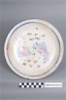 藏品(印彩繪粉紅釉金魚紋圓盤)的圖片