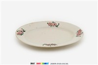 藏品(白瓷印花點染薔薇花紋橢圓盤)的圖片