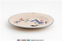藏品(手繪花卉鳥紋橢圓盤)的圖片