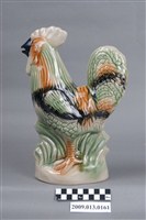 藏品(臺灣鶯歌窯彩釉公雞造型裝飾陶瓷)的圖片