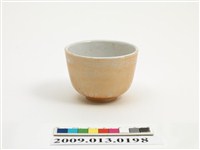 藏品(閃光釉變形卍紋供杯)的圖片