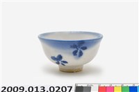 藏品(青花吹繪小杯)的圖片