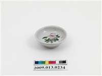 藏品(紅綠彩繪花卉紋碟)的圖片