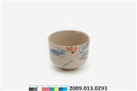 藏品(青花粉紅彩茶杯)的圖片