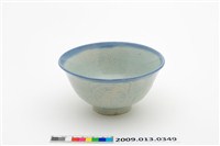 藏品(淡藍釉福祿壽囍字紋淡青碗)的圖片