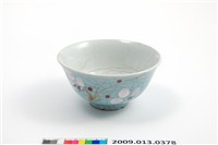 藏品(彩繪梅花紋淡藍釉碗)的圖片
