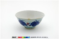 藏品(青花紅彩三葉紋淡藍釉碗)的圖片