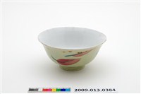 藏品(彩繪花葉紋淺綠釉碗)的圖片