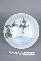 藏品(淡藍釉彩繪湖水風景紋碗)的圖片