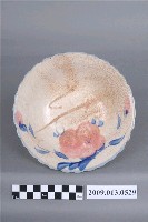 藏品(青花粉紅彩花卉紋菱花口碗)的圖片