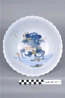 藏品(淡藍釉彩繪湖水風景紋碗)的圖片