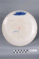 藏品(淺浮雕釉下彩繪團鶴紋盤)的圖片